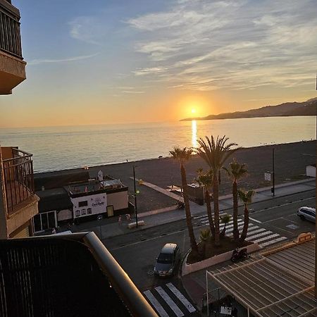 Apartamento En Primera Línea De Playa Salobrena Bagian luar foto